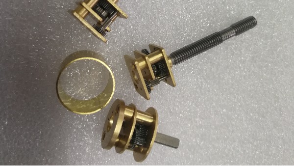 深圳電機減速器電機廠家為您揭秘:宅男在线观看圓柱齒輪減速機結構及特點