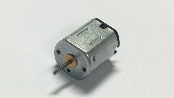 深圳微電機廠家為您揭秘：微電機的功率和電流電壓的關係